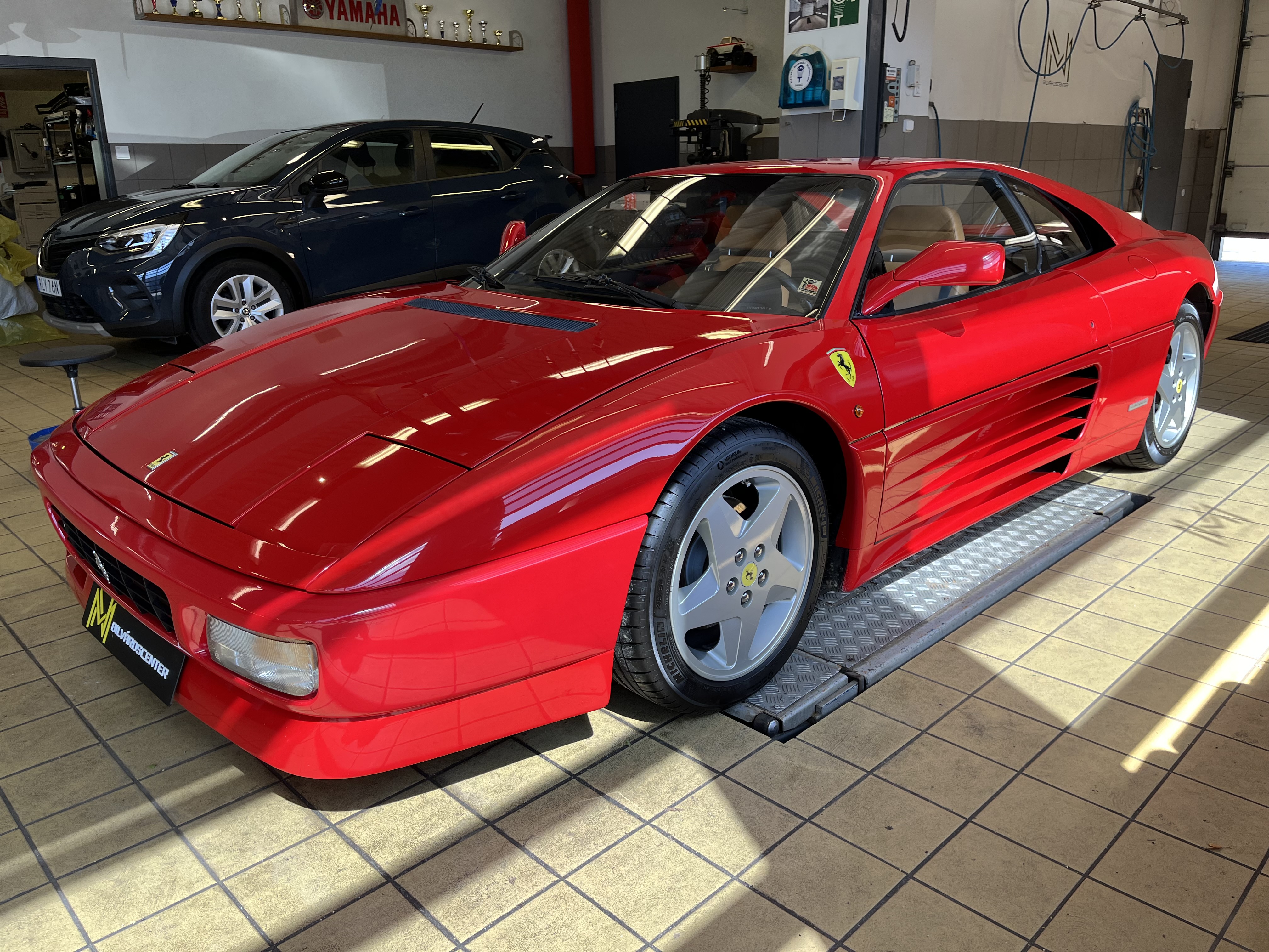 Ferrari 348